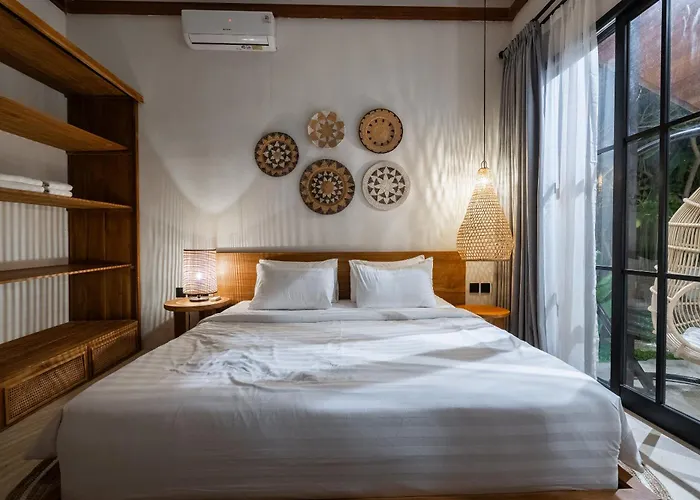 Hijau By Evdekimi - Charming 2br Escape With Pool, Outdoor Lounge, Lush Garden