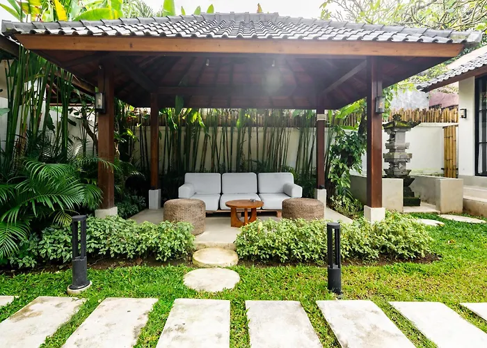 Hijau By Evdekimi - Charming 2br Escape With Pool, Outdoor Lounge, Lush Garden Villa *