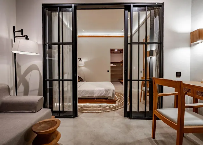 Hijau By Evdekimi - Charming 2br Escape With Pool, Outdoor Lounge, Lush Garden