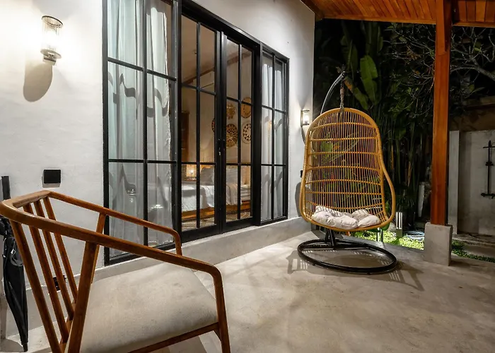 Villa Hijau By Evdekimi - Charming 2br Escape With Pool, Outdoor Lounge, Lush Garden *