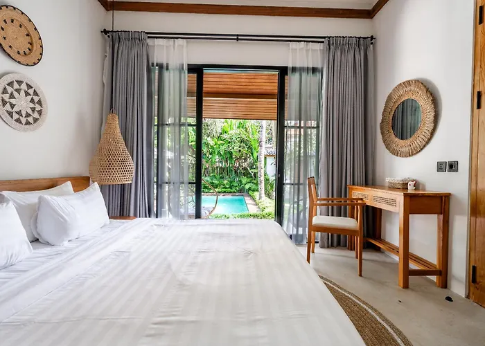 Hijau By Evdekimi - Charming 2br Escape With Pool, Outdoor Lounge, Lush Garden